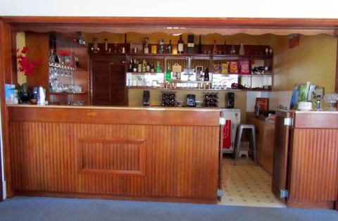 The Highlander Motel - 24HR Check In - Food Delivery Shop 43