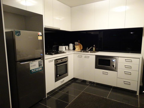 Cloud9 Luxury Apartments - Food Delivery Shop 2