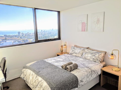 Homestay Ocean View With Gym Sauna - Food Delivery Shop 30