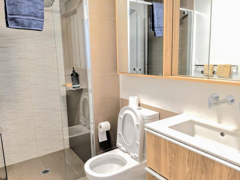 Homestay Ocean View With Gym Sauna - Food Delivery Shop 18