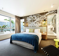 Rydges St Kilda - Food Delivery Shop