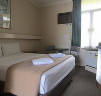 Twin City Motor Inn - Food Delivery Shop