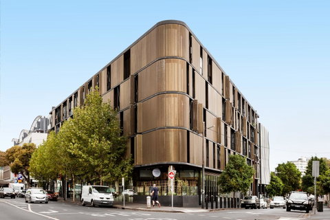 Modern Apartment In The Heart Of St Kilda - Food Delivery Shop 24