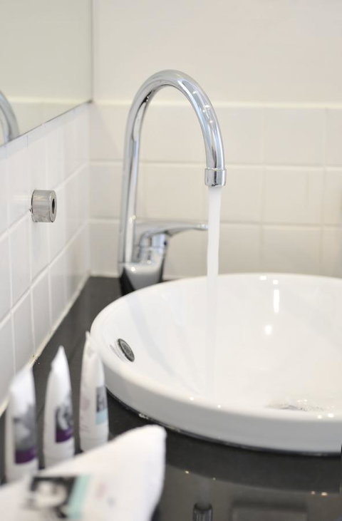 Mercure North Melbourne - Food Delivery Shop 24