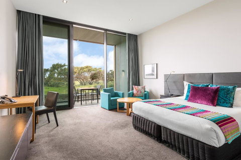 RACV Torquay Resort - Food Delivery Shop 15