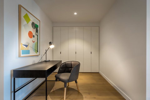 Punthill Ivanhoe - Food Delivery Shop 1