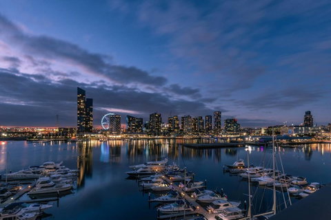 Waterfront 3 Bedroom Luxury Home Victoria Harbour - Food Delivery Shop 15