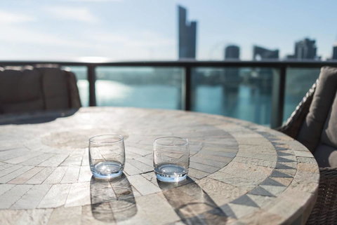Waterfront 3 Bedroom Luxury Home Victoria Harbour - Food Delivery Shop 18