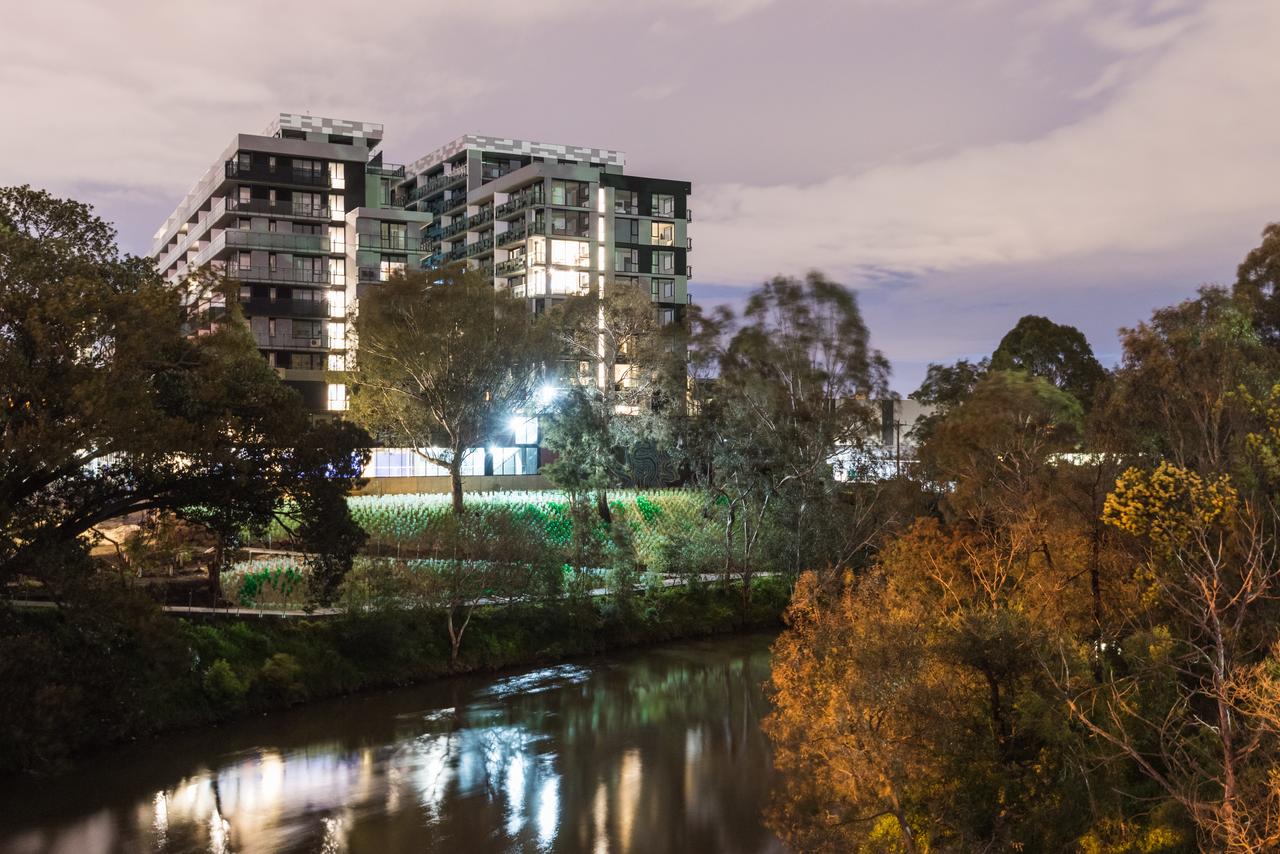 Abbotsford VIC Food Delivery Shop
