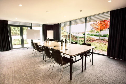 Quest Wodonga - Food Delivery Shop 16