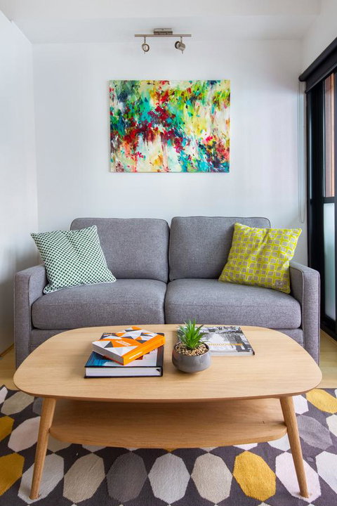 Canvas Suites On Russell Place - Food Delivery Shop 22
