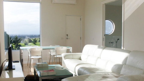 Tintagel - Food Delivery Shop 5