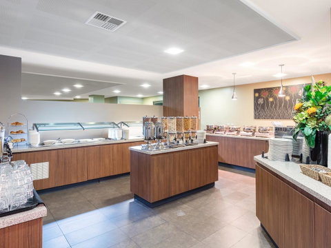 RACV Goldfields Resort - Food Delivery Shop 3