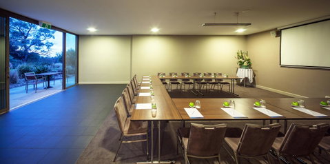 RACV Goldfields Resort - Food Delivery Shop 35