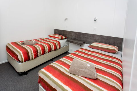 BIG4 Whiters Holiday Village - Food Delivery Shop 22