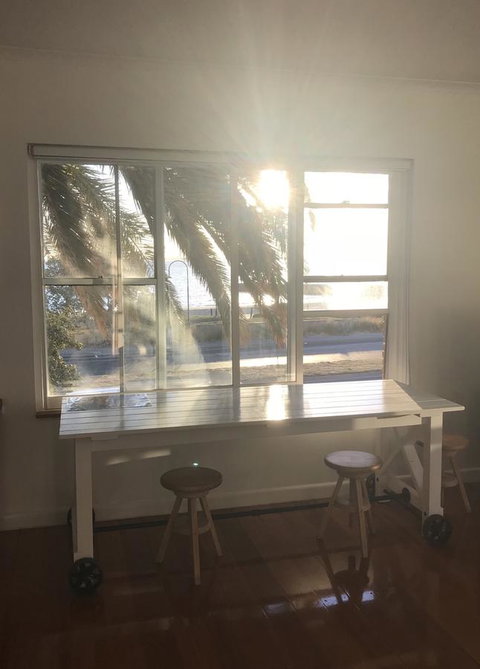Beach Front Beauty - Food Delivery Shop 2