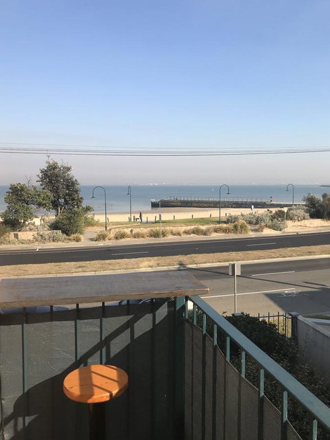 Beach Front Beauty - Food Delivery Shop 24