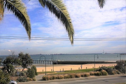 Beach Front Beauty - Food Delivery Shop 14