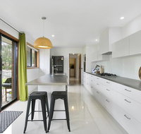 Fairhills - NEW LISTING beautifully styled - Food Delivery Shop