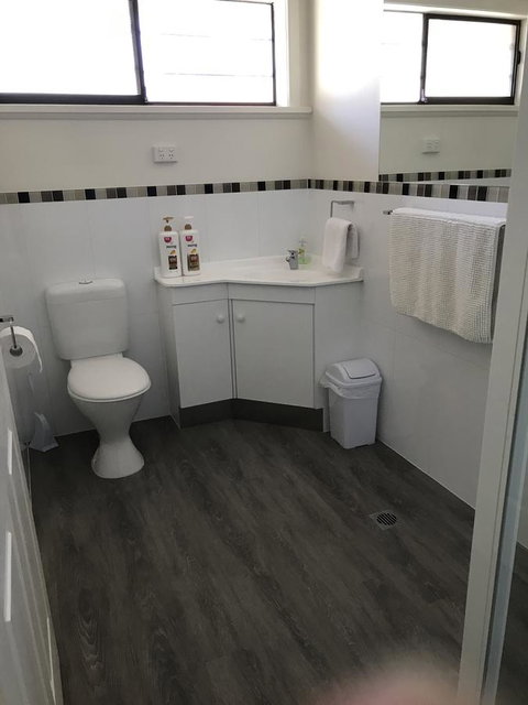 Mildura Holiday Villas - Food Delivery Shop 6