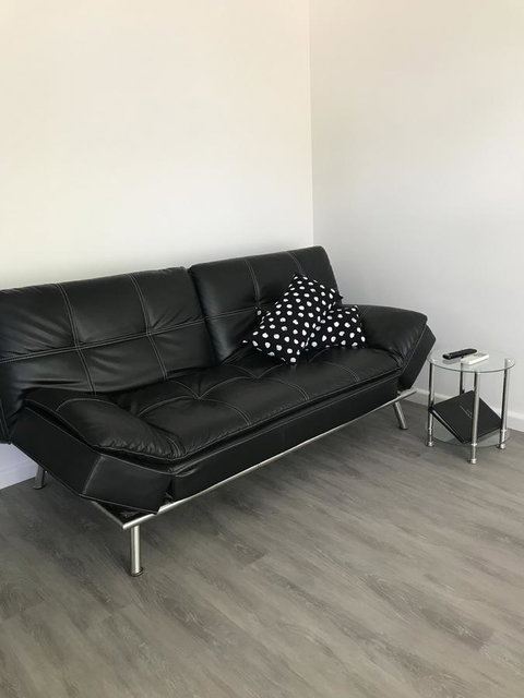 Mildura Holiday Villas - Food Delivery Shop 9