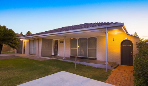 Mildura Holiday Villas - Food Delivery Shop 41
