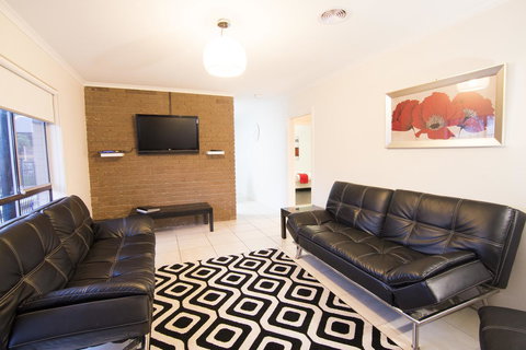 Mildura Holiday Villas - Food Delivery Shop 22