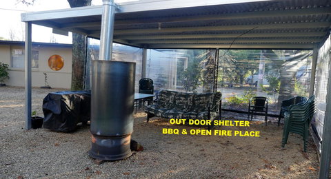 Adina Lodge Holiday Apartments - Food Delivery Shop 32