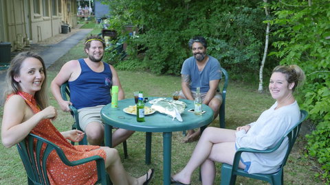 Adina Lodge Holiday Apartments - Food Delivery Shop 12