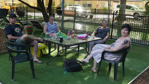 Adina Lodge Holiday Apartments - Food Delivery Shop 30