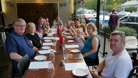 Adina Lodge Holiday Apartments - Food Delivery Shop 16