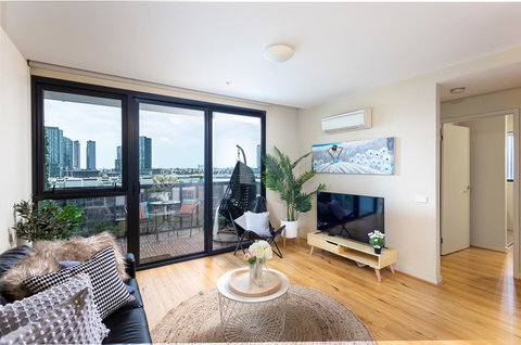 Water Views, Lovely 2BRs, Free Tram Zone, Close To Everything! - Food Delivery Shop 4