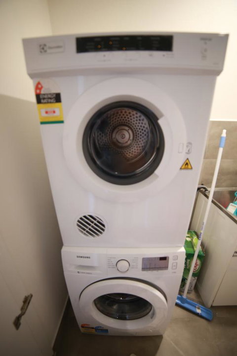 Water Views, Lovely 2BRs, Free Tram Zone, Close To Everything! - Food Delivery Shop 14