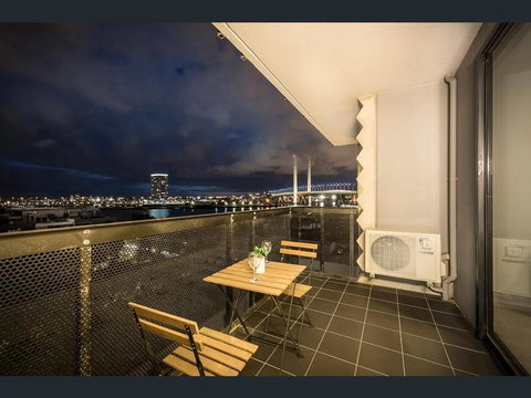Water Views, Lovely 2BRs, Free Tram Zone, Close To Everything! - Food Delivery Shop 11