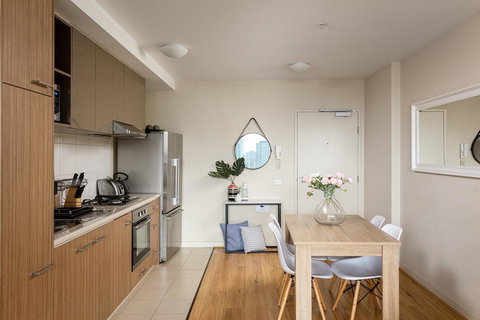 Water Views, Lovely 2BRs, Free Tram Zone, Close To Everything! - Food Delivery Shop 10