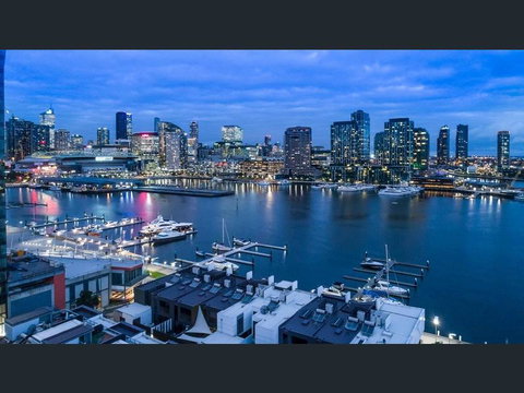 Water Views, Lovely 2BRs, Free Tram Zone, Close To Everything! - Food Delivery Shop 19