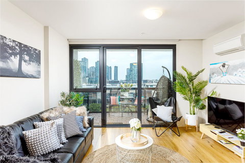 Water Views, Lovely 2BRs, Free Tram Zone, Close To Everything! - Food Delivery Shop 2