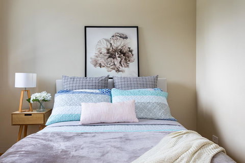 Water Views, Lovely 2BRs, Free Tram Zone, Close To Everything! - Food Delivery Shop 8