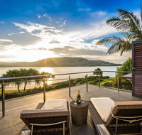 The Blue Marlin Yacht Club Villa 6 On Hamilton Island - Food Delivery Shop
