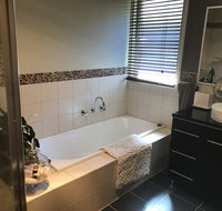 The Booville Hotel - Food Delivery Shop