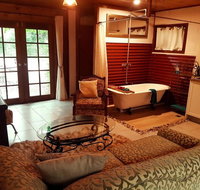 The Cabin - Food Delivery Shop