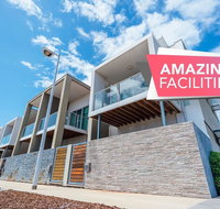 The Cove  New Port-Pool - Spa - Sauna - Gym  More - Food Delivery Shop
