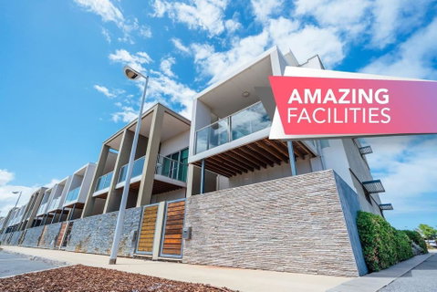 The Cove @ New Port-Pool - Spa - Sauna - Gym & More - Food Delivery Shop 0