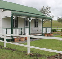 The Dollhouse Cottage - Food Delivery Shop