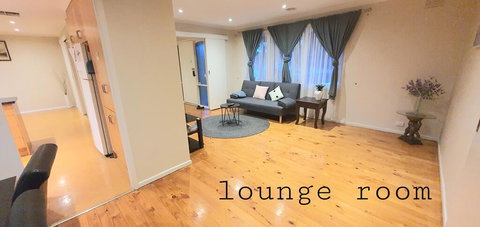 The Flower Homestay - Food Delivery Shop 0