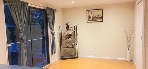 The Flower Homestay - Food Delivery Shop 2