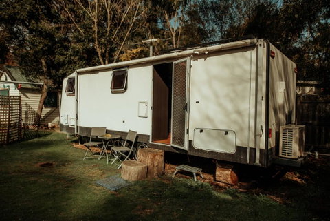 The Grampians Caravan - Food Delivery Shop 1