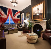 The Lodge at Clunes - Food Delivery Shop