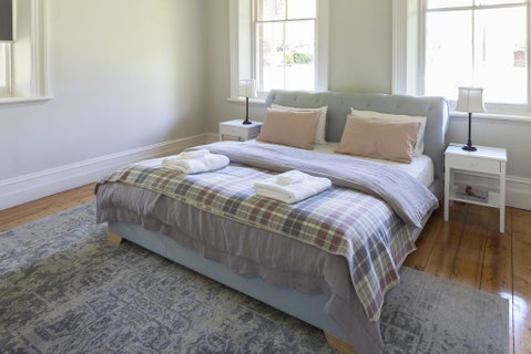 The Manse On Ebden - Food Delivery Shop 1