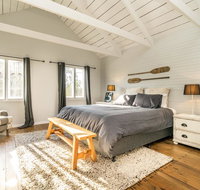 The Oar House - Food Delivery Shop